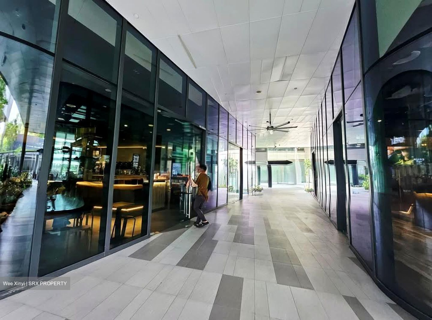 Alexandra Technopark (D5), Retail #598114431